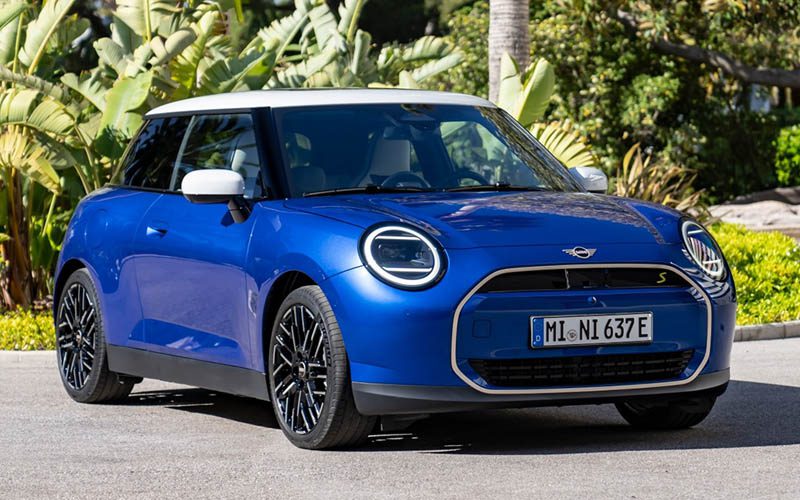 MINI Cooper SE 2025 โฉมใหม่ วิ่งได้ใกลขึ้น แต่ราคาถูกลง