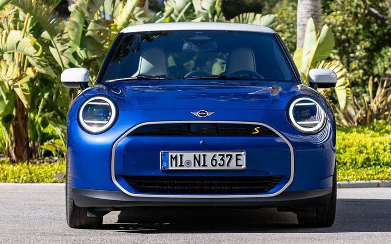 MINI Cooper SE 2025 โฉมใหม่ วิ่งได้ใกลขึ้น แต่ราคาถูกลง