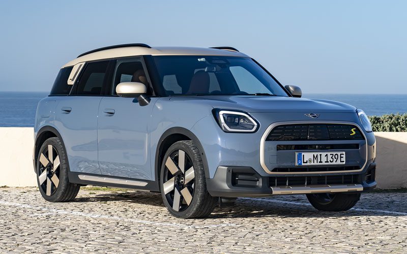 MINI Countryman SE รถ SUV ไฟฟ้า วิ่งไกล 432 กม. ราคา 3,399,000 บาท