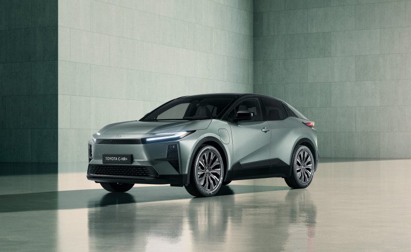 Toyota C HR+ EV ครอสโอเวอร์ไฟฟ้าผสานสไตล์และเทคโนโลยีล้ำสมัย